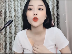 Nhìn em phương boom dâm đãng chát sex khoe hàng